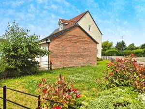 Photo 17- click for photo gallery